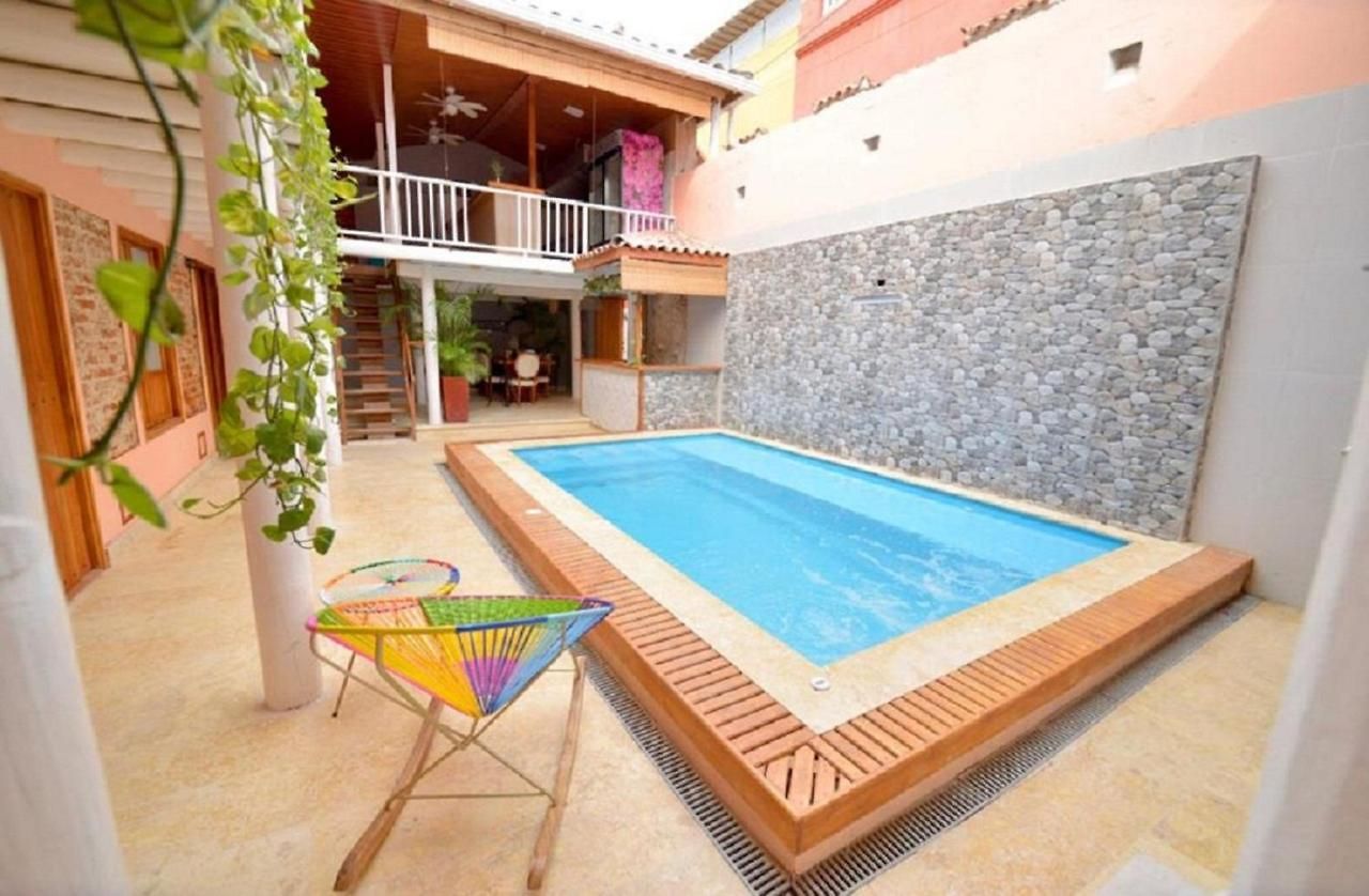 In Guest - Ca-4 Gethsemane With Breakfast Included And Wifi Cartagena