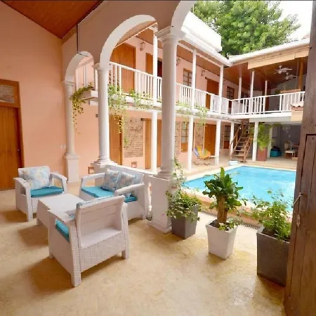 In Guest - Ca-4 Gethsemane With Breakfast Included And Wifi *